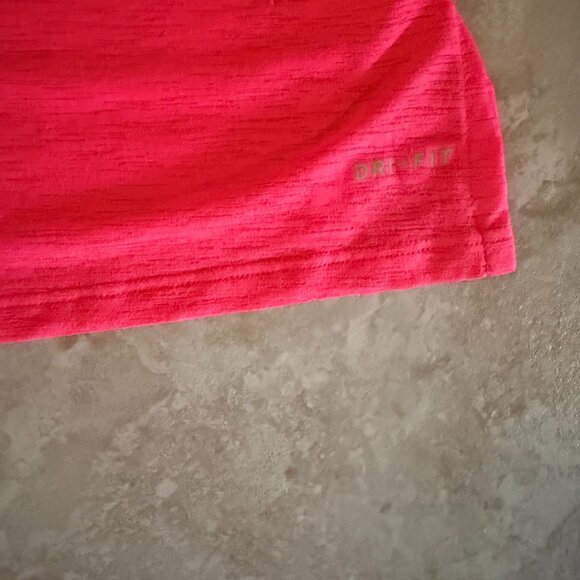 Nike | Dri-Fit Sheer Sleeveless T-shirt | Neon Hot Pink | Size M - Picture 4 of 6